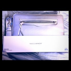 Authentic Rebacca Minkoff Regan Sleeve